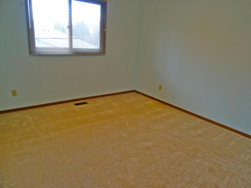 240 Fall Leaf Cir, Anchorage, AK 99504 photo 9