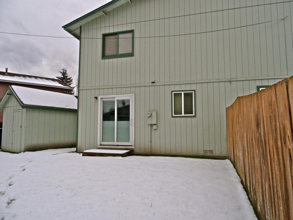 240 Fall Leaf Cir, Anchorage, AK 99504 photo 4