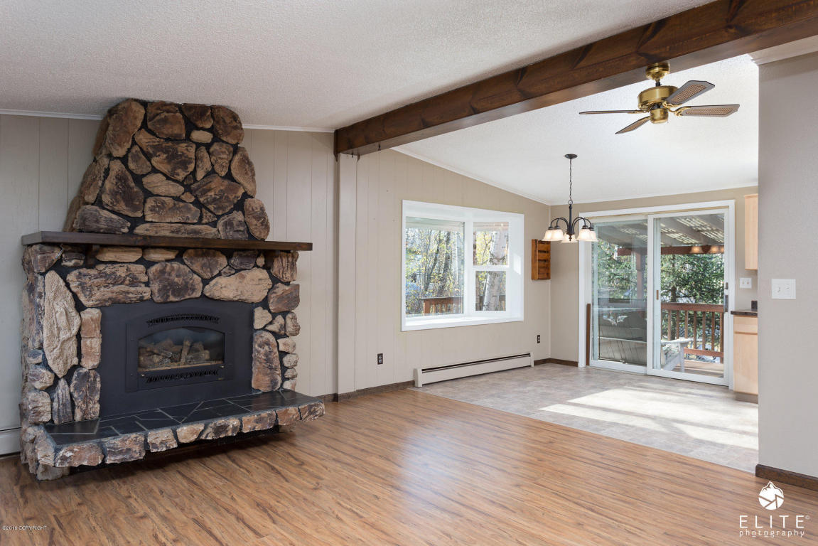 17548 Palos Verdes Dr, Eagle River, AK 99577 photo 3