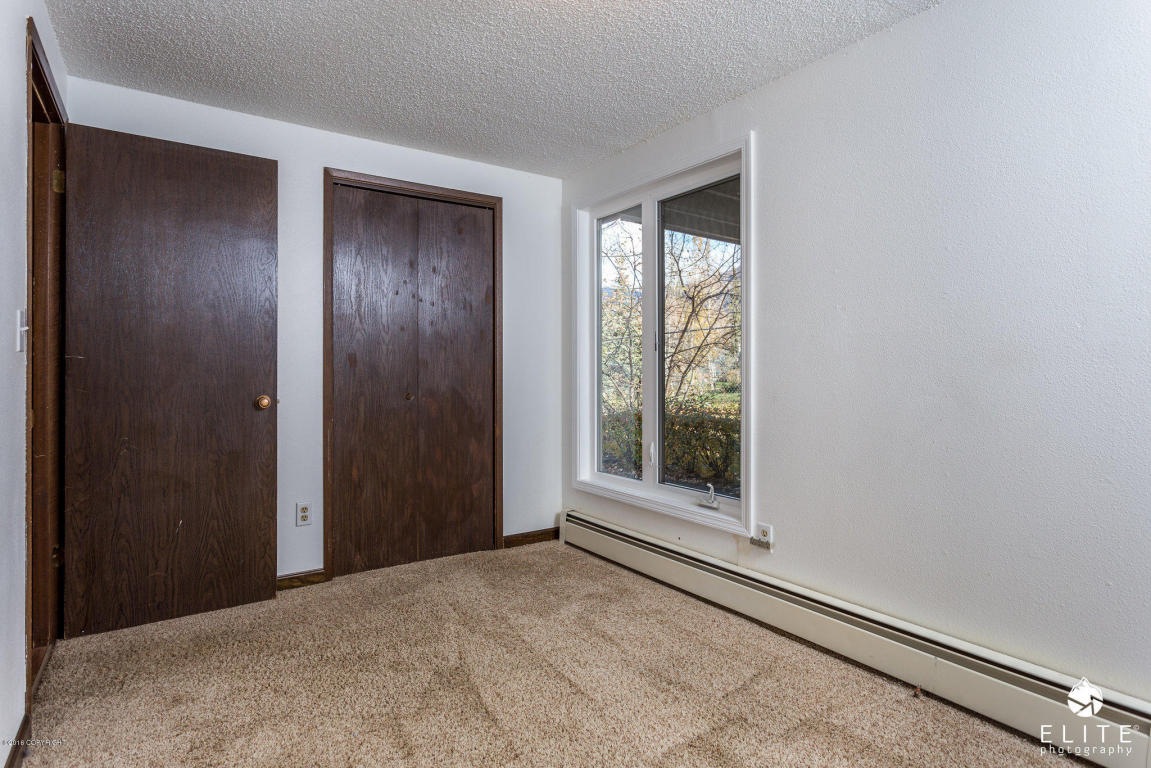 17548 Palos Verdes Dr, Eagle River, AK 99577 photo 13