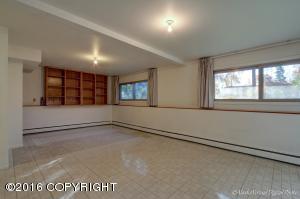 809 W 57th Ave, Anchorage, AK 99518 photo 19