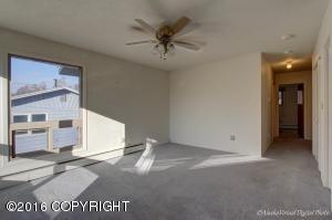 809 W 57th Ave, Anchorage, AK 99518 photo 5