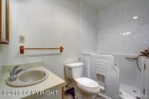 809 W 57th Ave, Anchorage, AK 99518 photo 20