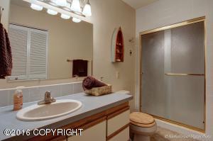 5701 E 104th Ave, Anchorage, AK 99507 photo 15