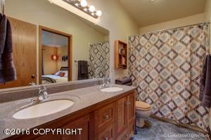 5701 E 104th Ave, Anchorage, AK 99507 photo 10