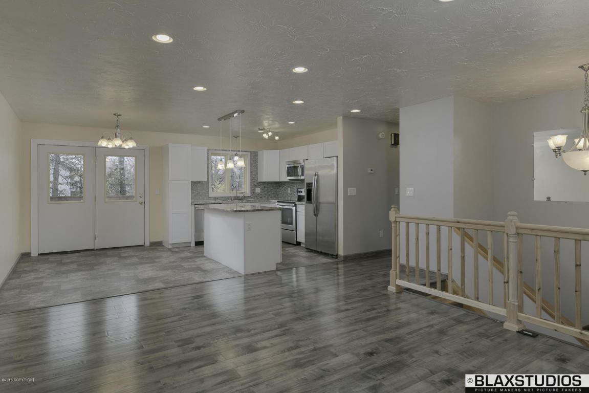 7350 Christopher Cir, Anchorage, AK 99507 photo 5