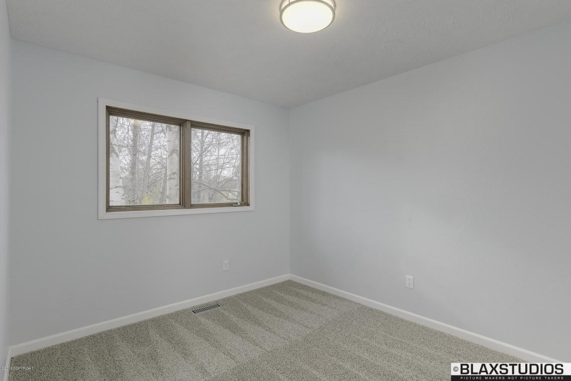 7350 Christopher Cir, Anchorage, AK 99507 photo 11