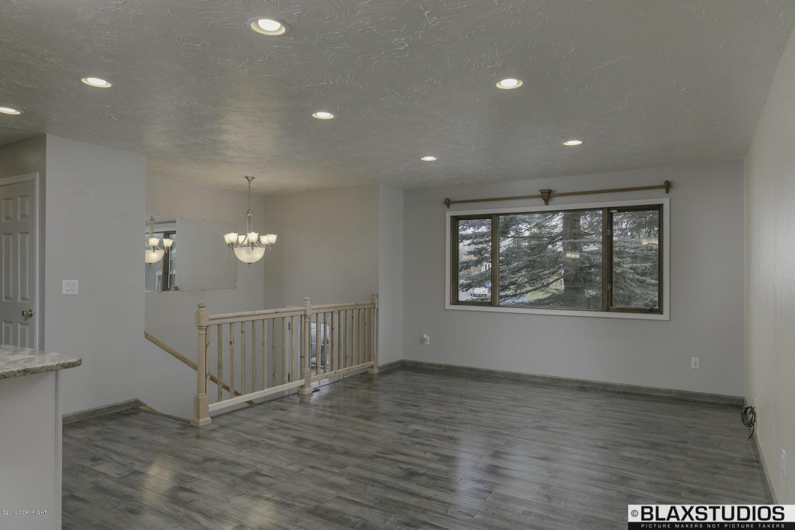 7350 Christopher Cir, Anchorage, AK 99507 photo 4