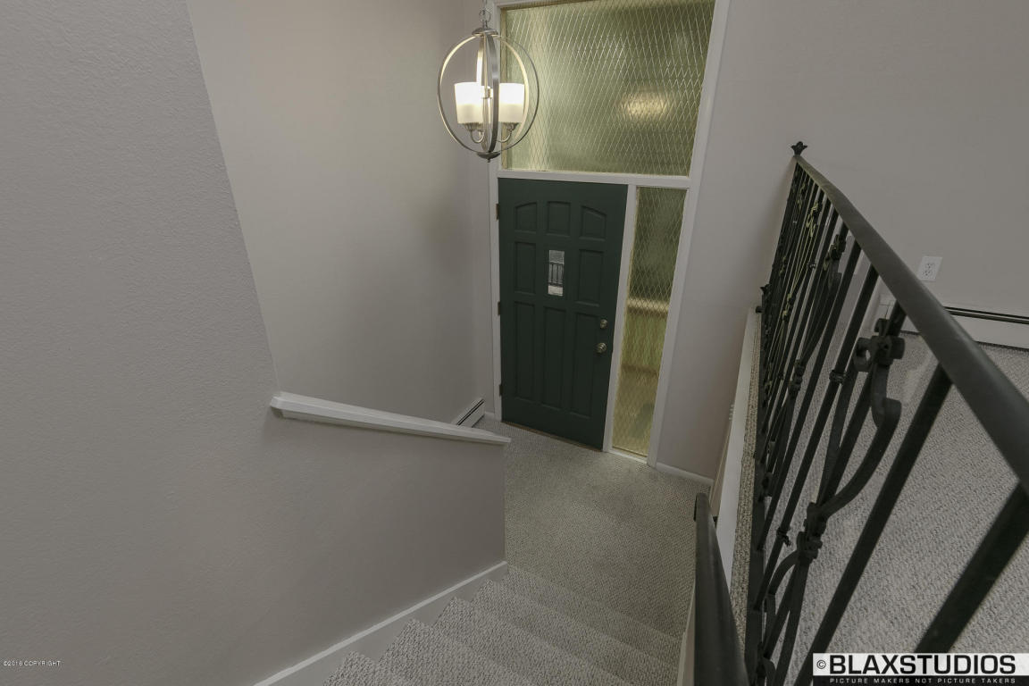 1667 Stanton Ave, Anchorage, AK 99508 photo 4