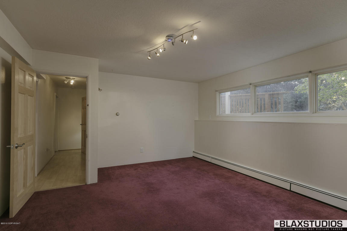 1667 Stanton Ave, Anchorage, AK 99508 photo 18