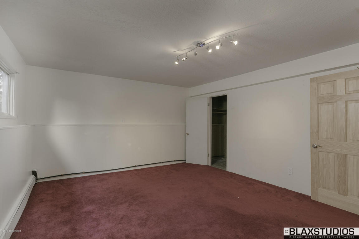 1667 Stanton Ave, Anchorage, AK 99508 photo 19