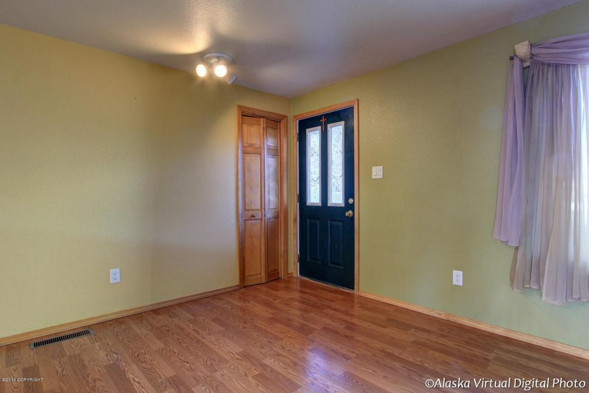 2902 Sheldon Jackson St, Anchorage, AK 99508 photo 5