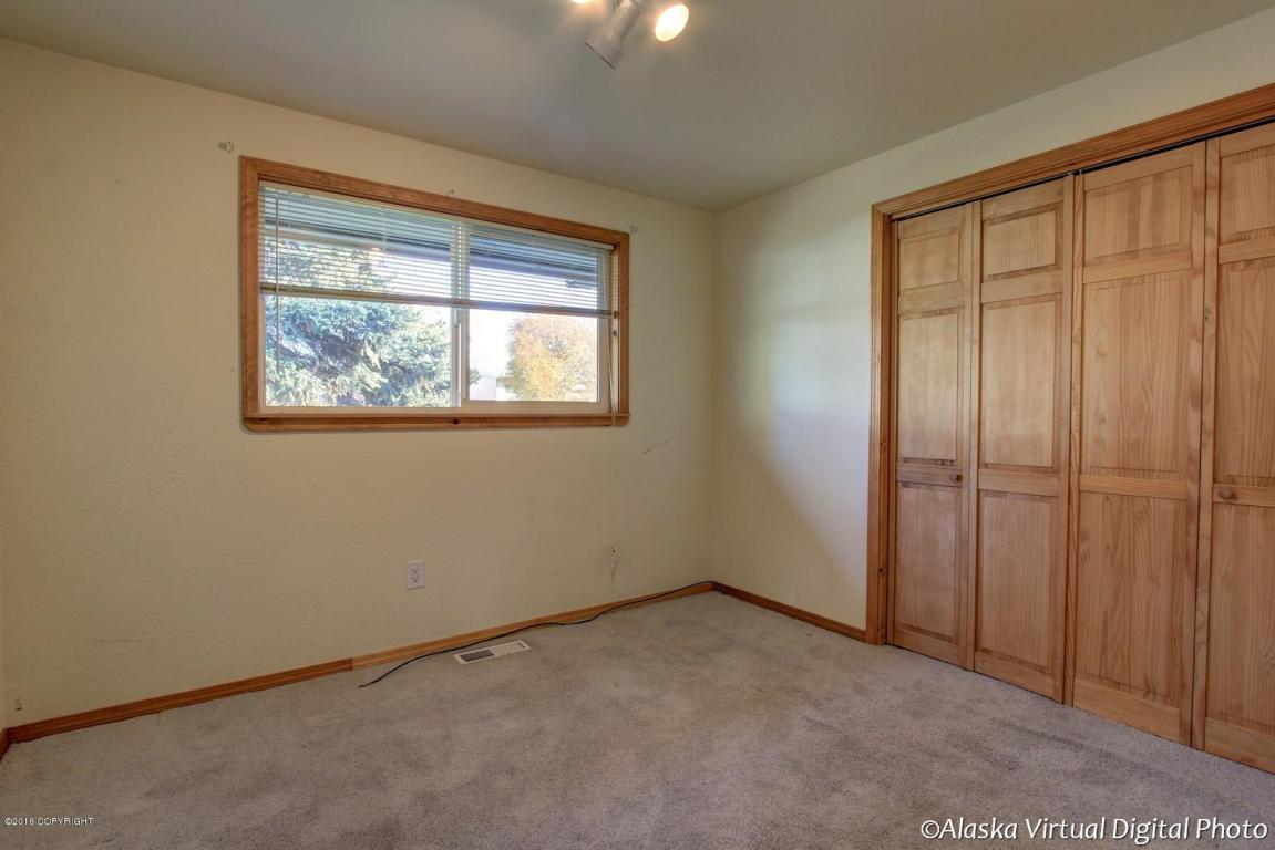 2902 Sheldon Jackson St, Anchorage, AK 99508 photo 19