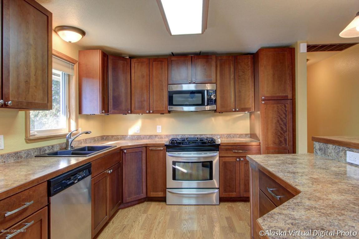 2902 Sheldon Jackson St, Anchorage, AK 99508 photo 11
