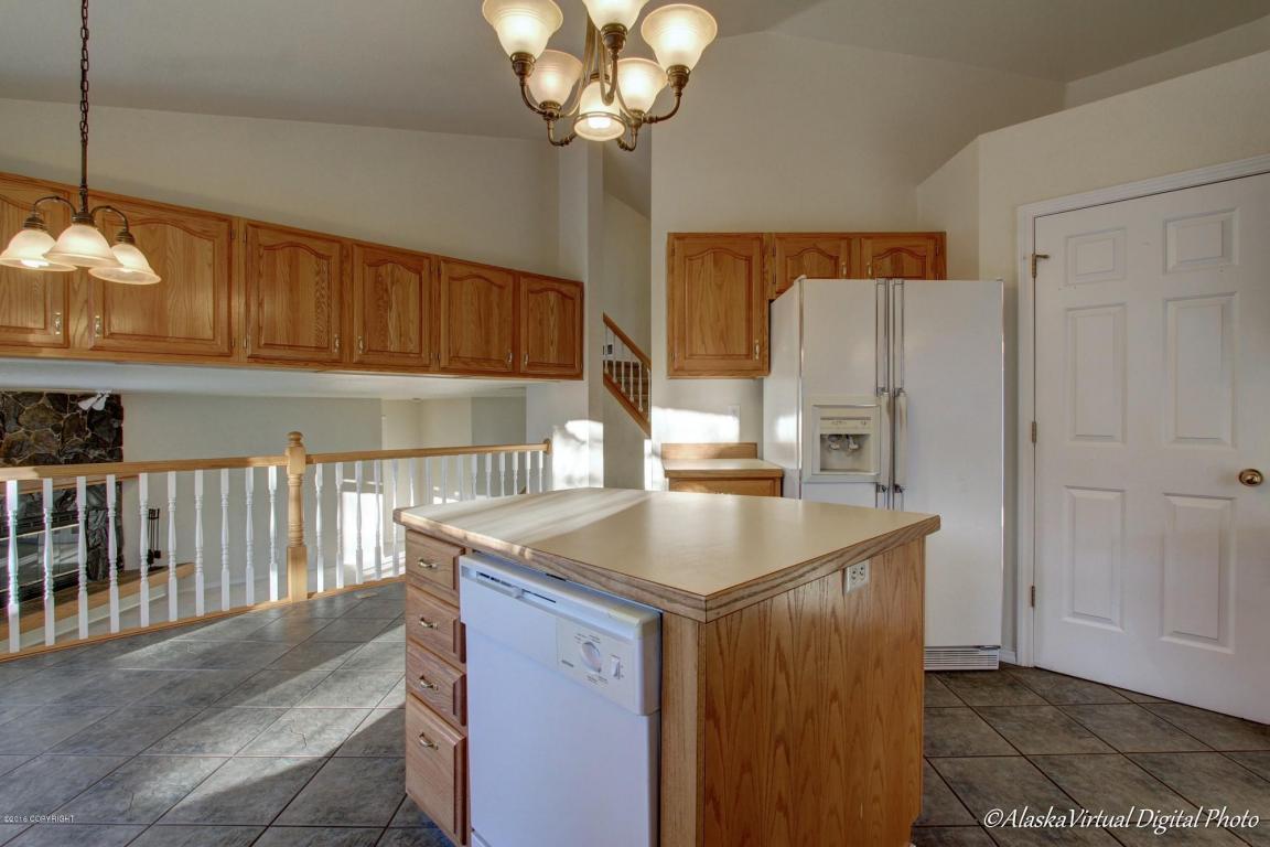 19200 Babrof Dr, Eagle River, AK 99577 photo 17