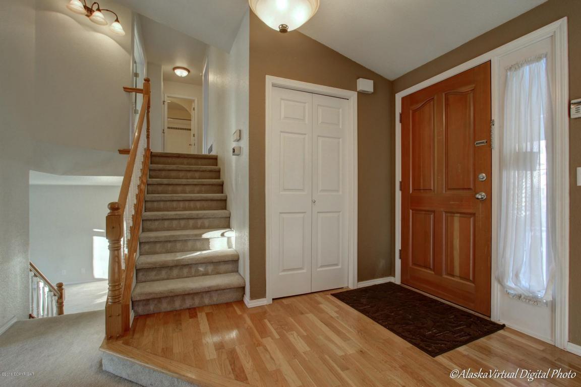 19200 Babrof Dr, Eagle River, AK 99577 photo 8