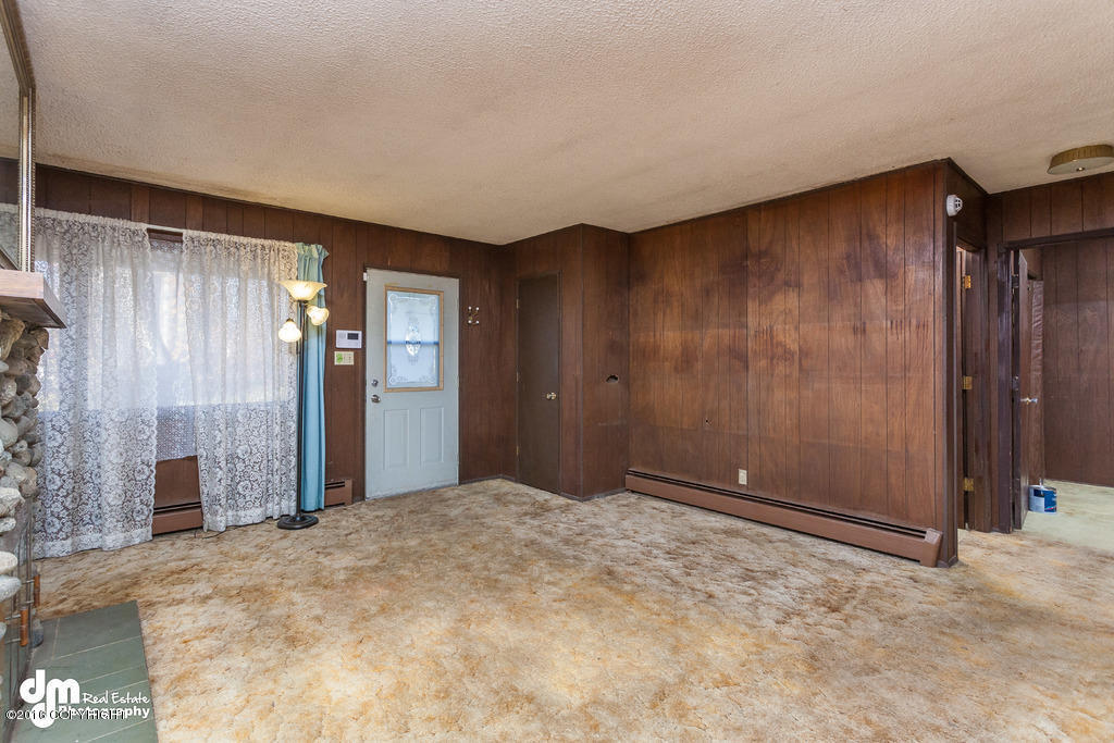 16606 Davis St, Eagle River, AK 99577 photo 3