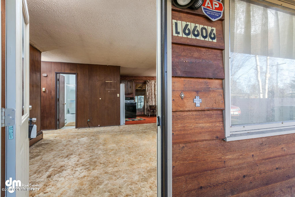 16606 Davis St, Eagle River, AK 99577 photo 2