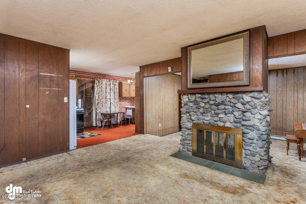 16606 Davis St, Eagle River, AK 99577 photo 4