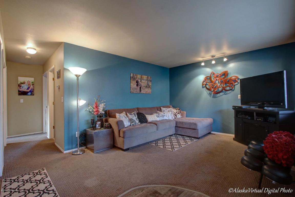 18240 Clear Falls Cir, Eagle River, AK 99577 photo 3