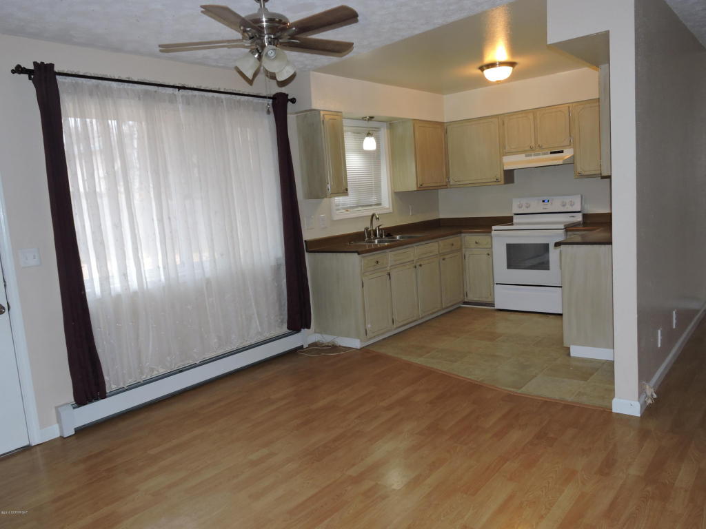 10107 Chandalar St, Eagle River, AK 99577 photo 4