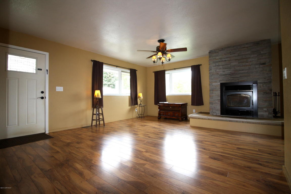 8230 E 10th Ave, Anchorage, AK 99504 photo 19