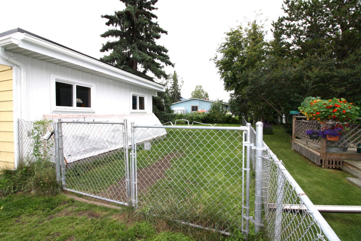 8230 E 10th Ave, Anchorage, AK 99504 photo 13