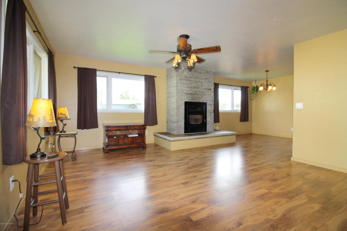 8230 E 10th Ave, Anchorage, AK 99504 photo 37