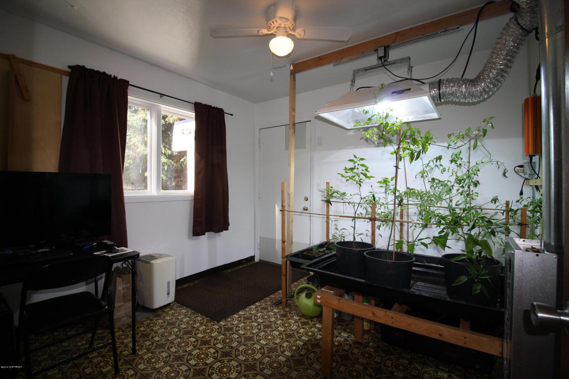 8230 E 10th Ave, Anchorage, AK 99504 photo 44