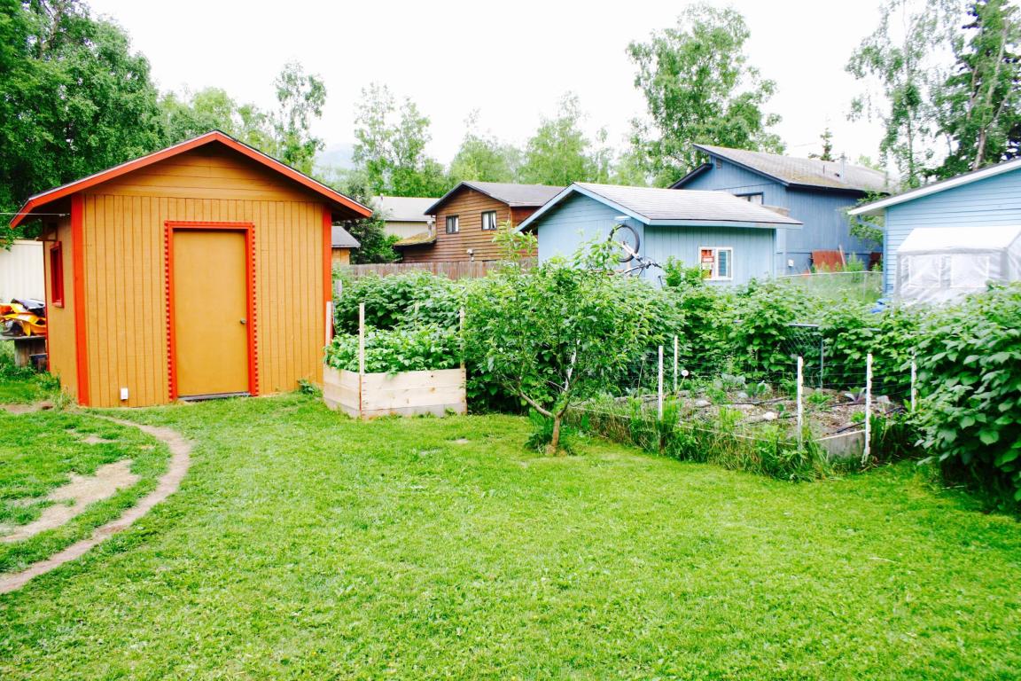 8230 E 10th Ave, Anchorage, AK 99504 photo 5