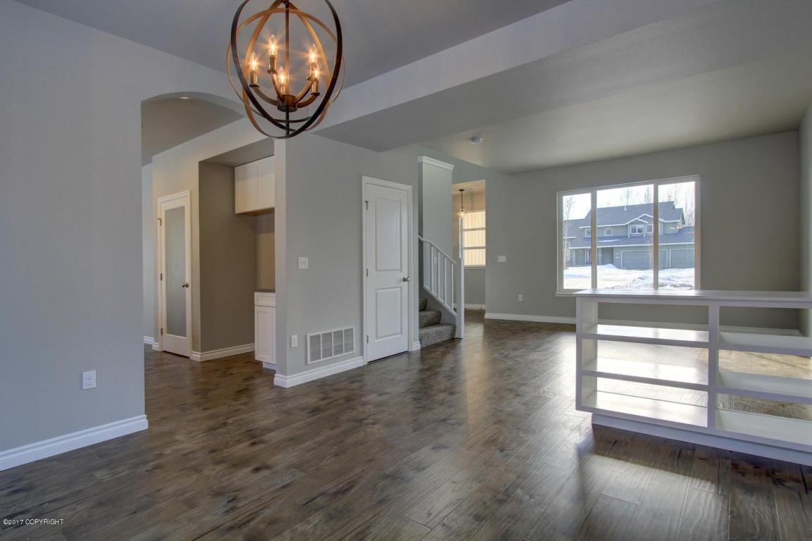 1363 E Hidden Ranch Loop, Palmer, AK 99645 photo 9