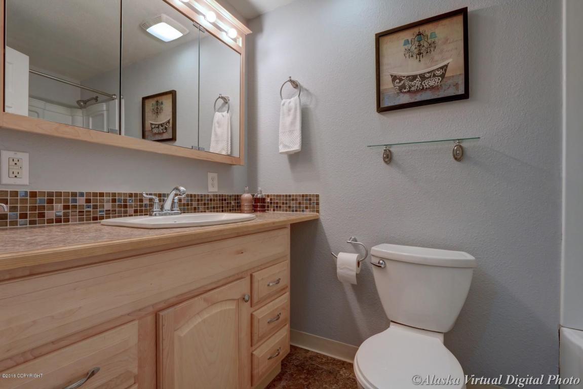 6830 E 12th Ave, Anchorage, AK 99504 photo 18