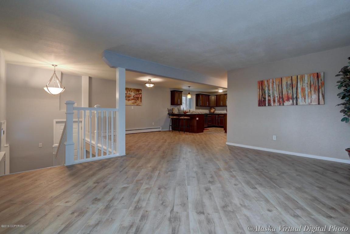 6830 E 12th Ave, Anchorage, AK 99504 photo 4