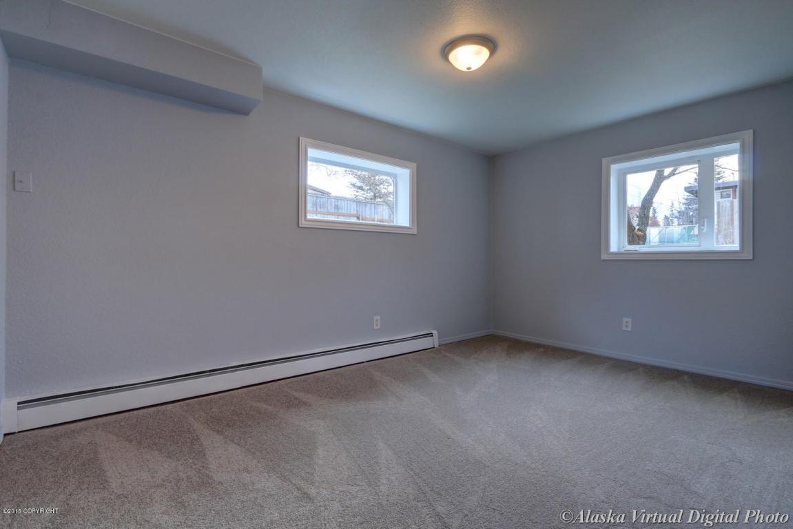 6830 E 12th Ave, Anchorage, AK 99504 photo 24