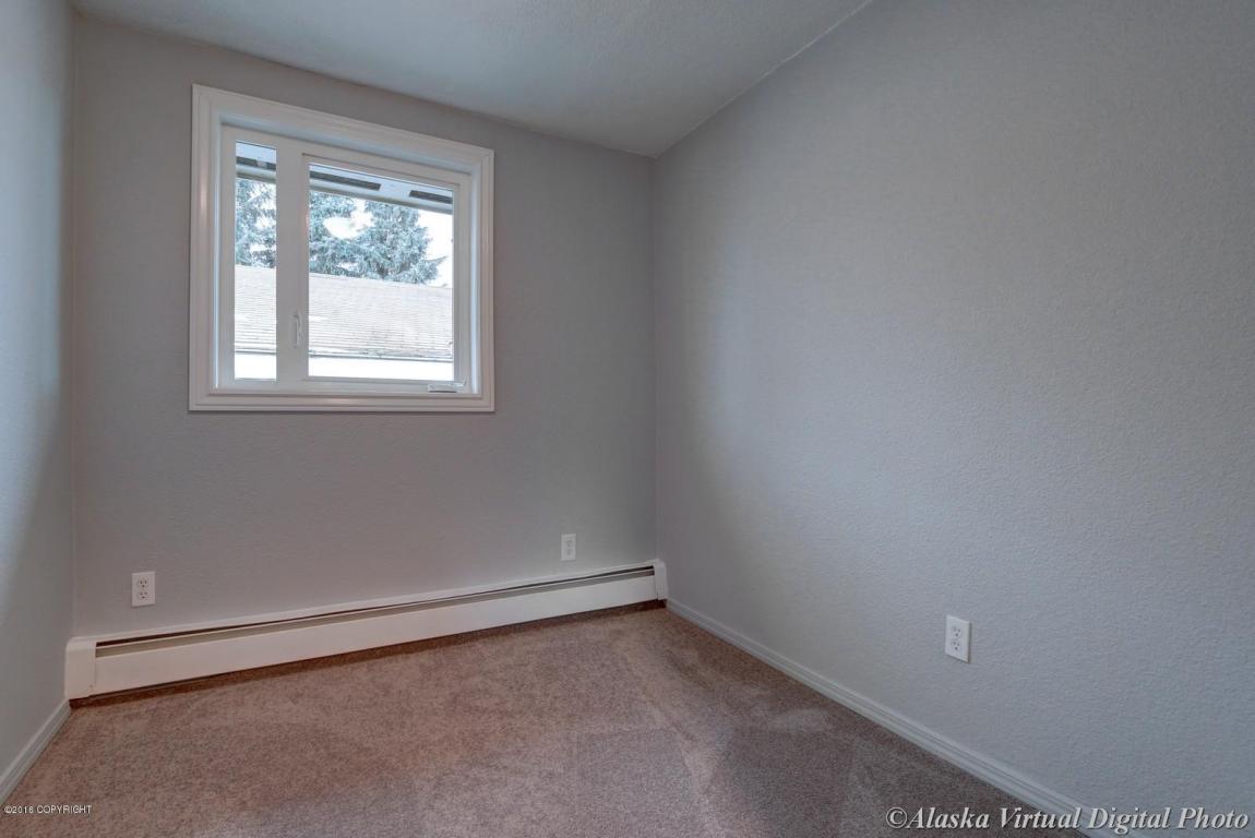 6830 E 12th Ave, Anchorage, AK 99504 photo 17
