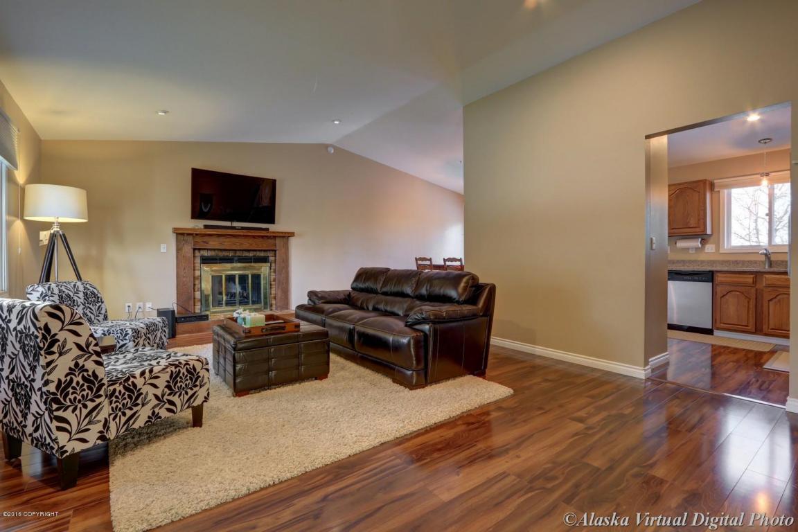 3011 Rosalind Loop, Anchorage, AK 99507 photo 4