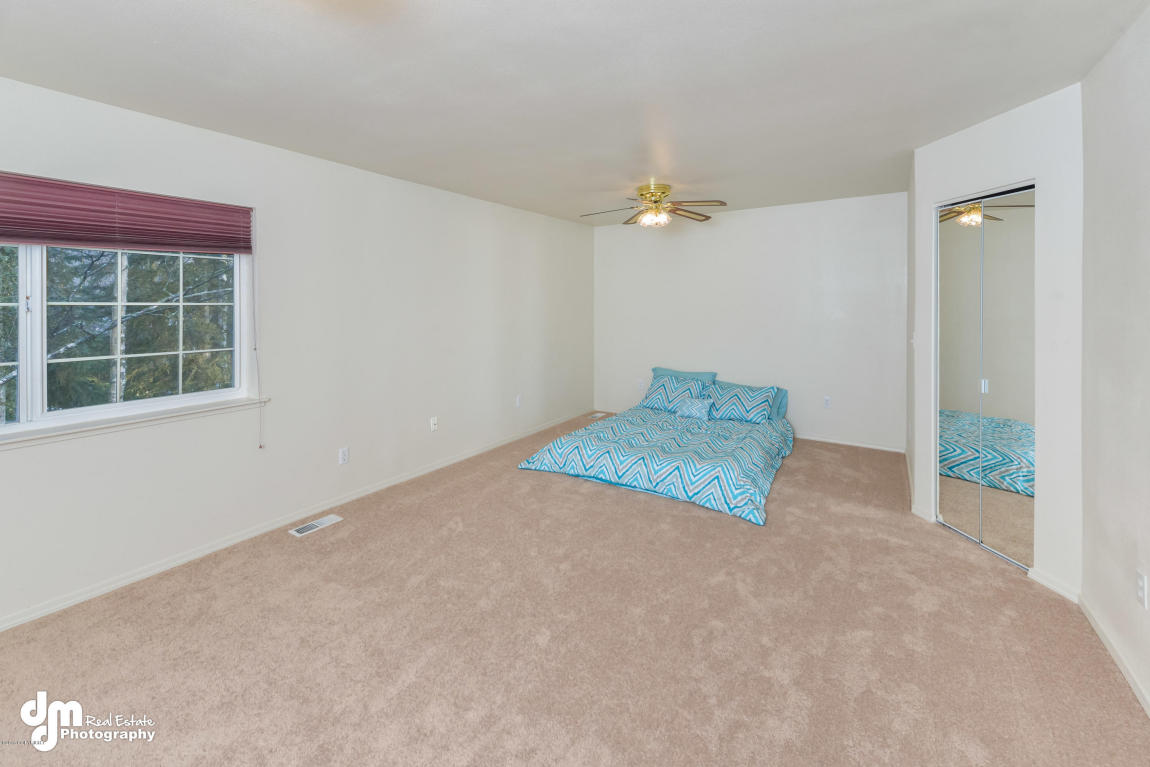 19139 Babrof Dr, Eagle River, AK 99577 photo 10