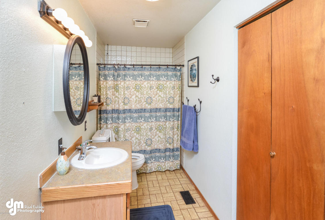 1536 Hiland Rd, Eagle River, AK 99577 photo 16