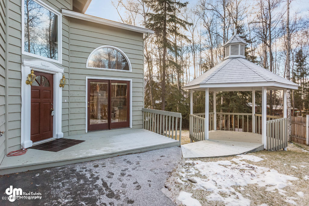 19600 Wingham Cir, Eagle River, AK 99577 photo 22