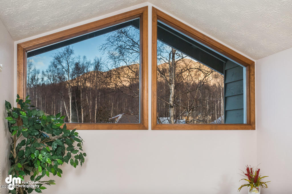 19600 Wingham Cir, Eagle River, AK 99577 photo 14