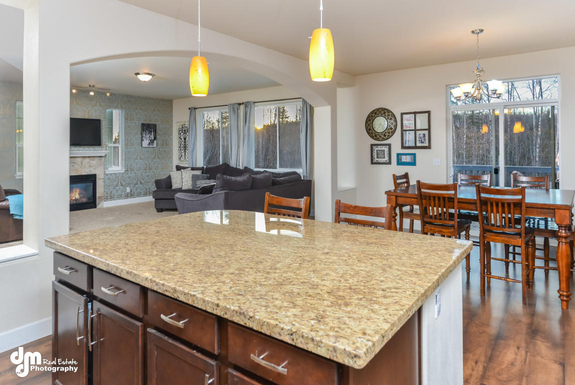 13062 Rosser Dr, Eagle River, AK 99577 photo 6