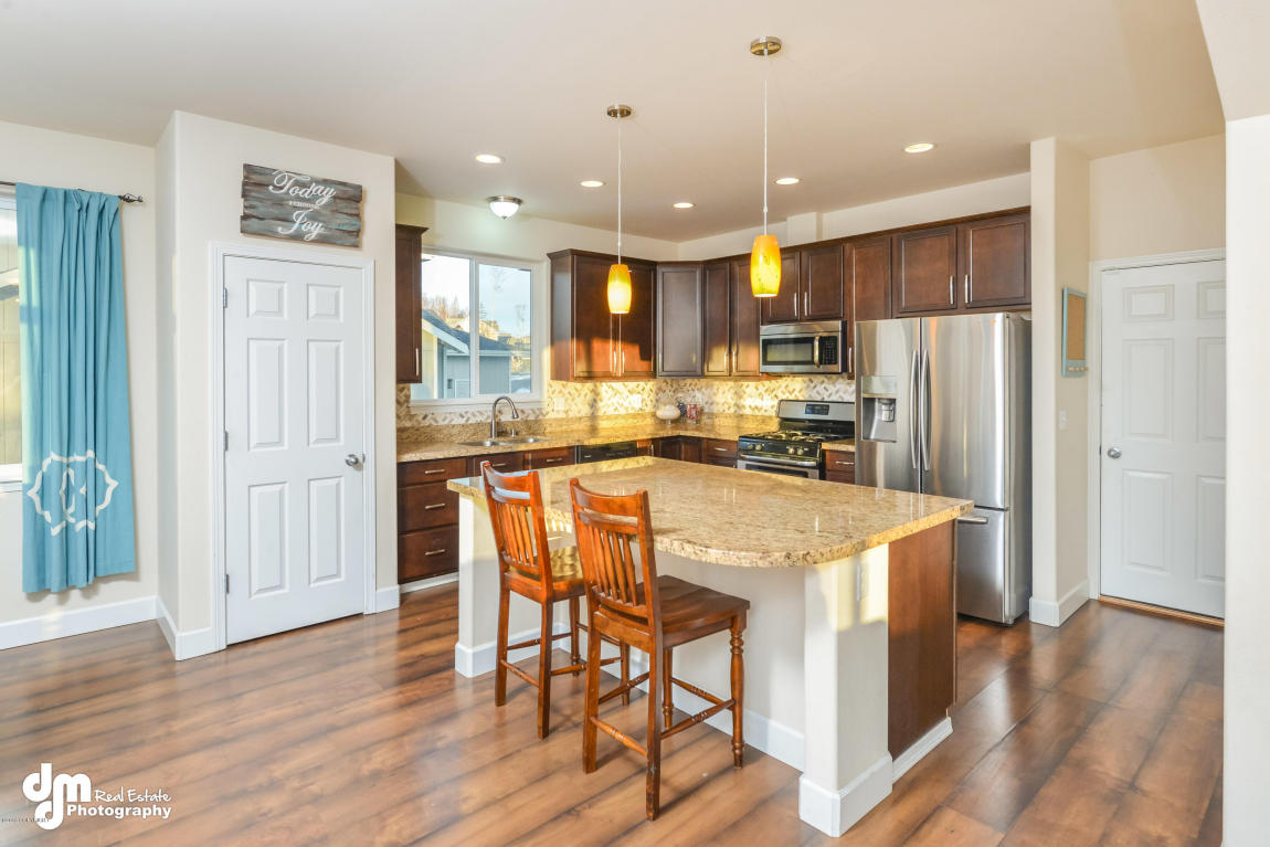 13062 Rosser Dr, Eagle River, AK 99577 photo 7