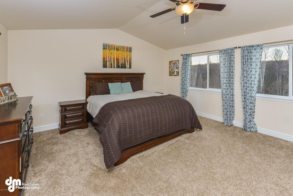 13062 Rosser Dr, Eagle River, AK 99577 photo 10