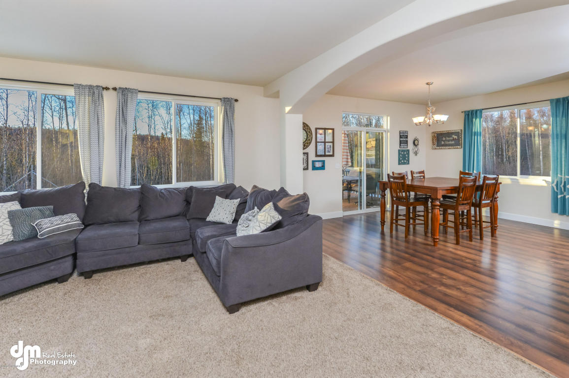 13062 Rosser Dr, Eagle River, AK 99577 photo 5