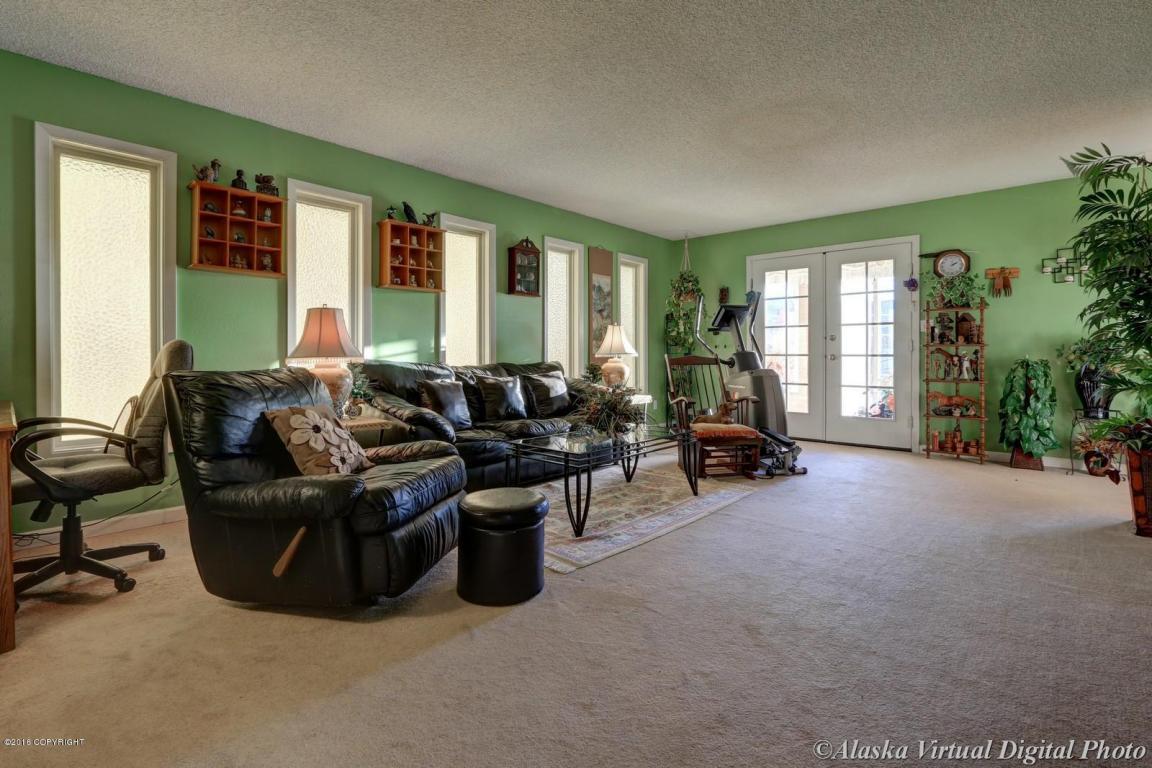 8620 E 10th Ave, Anchorage, AK 99504 photo 3