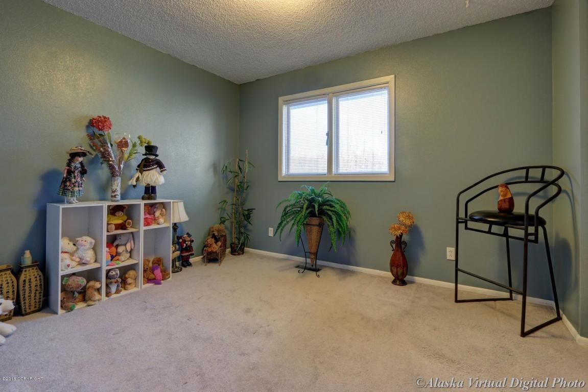 8620 E 10th Ave, Anchorage, AK 99504 photo 17