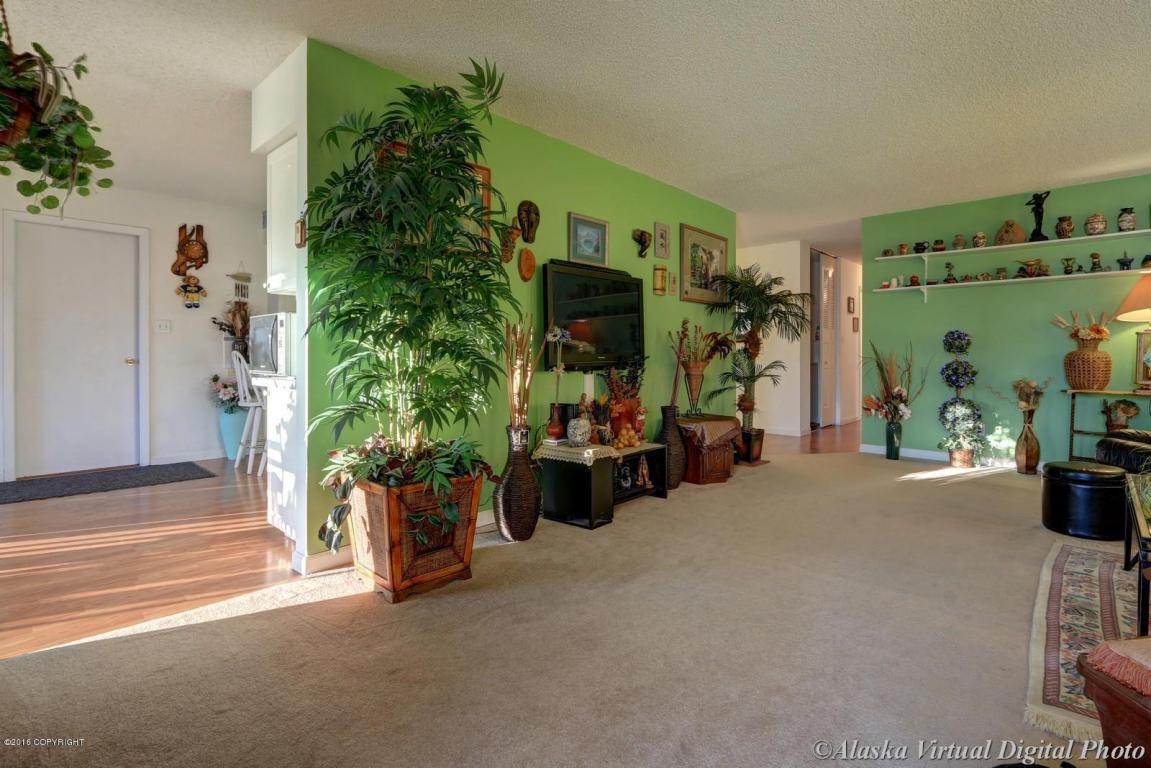 8620 E 10th Ave, Anchorage, AK 99504 photo 5