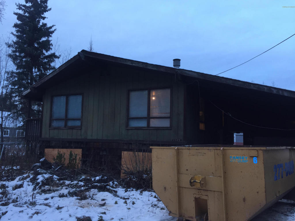 8023 E 11th Ct, Anchorage, AK 99504 photo 1
