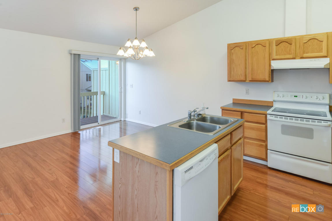 114 E 45th Ave # 5, Anchorage, AK 99503 photo 7