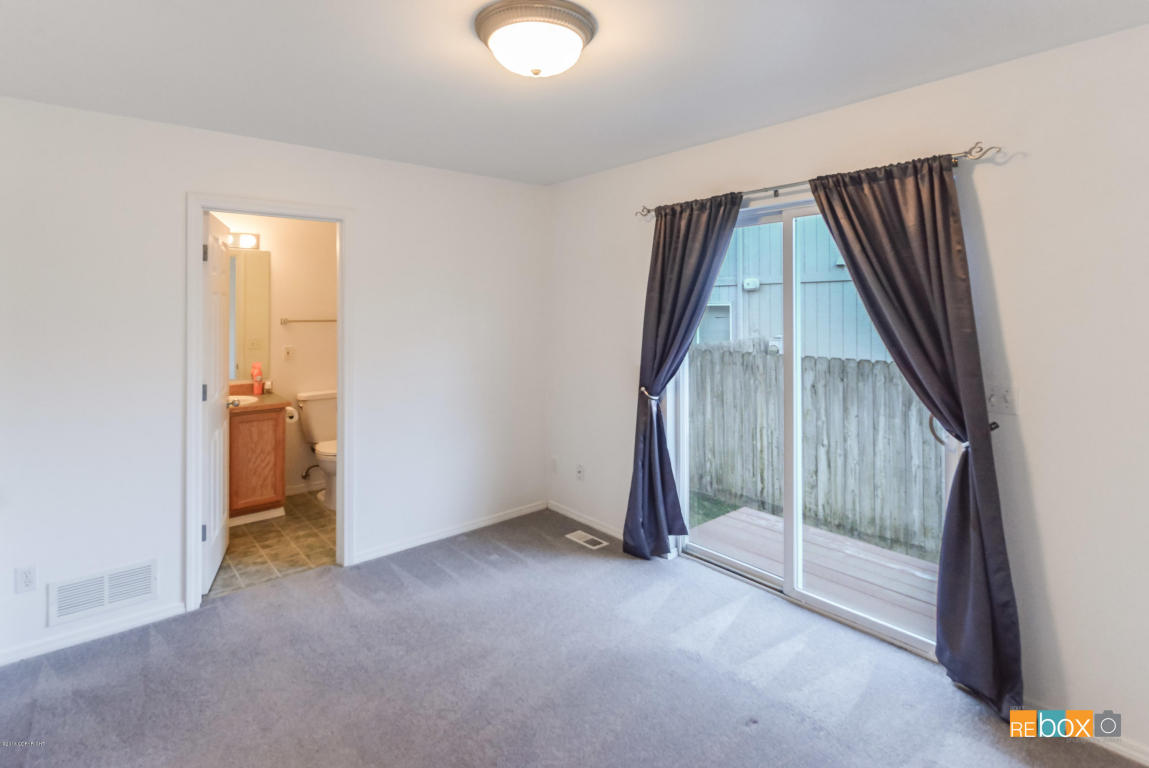 114 E 45th Ave # 5, Anchorage, AK 99503 photo 10